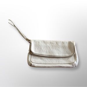 Talbots Cream Clutch 🤍